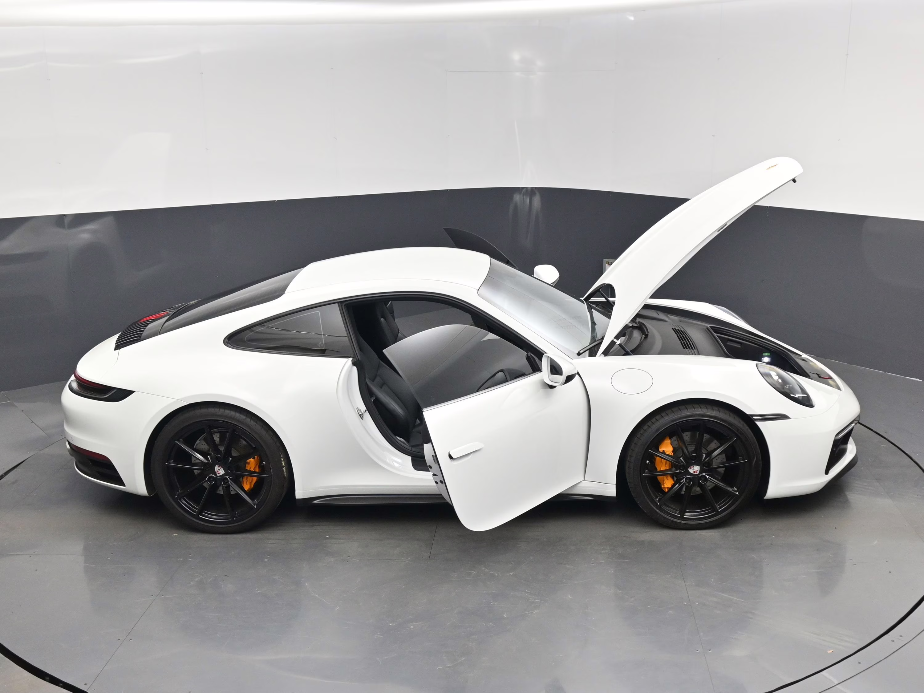 2020 White Porsche 911 Carrera 4S AWD Coupe