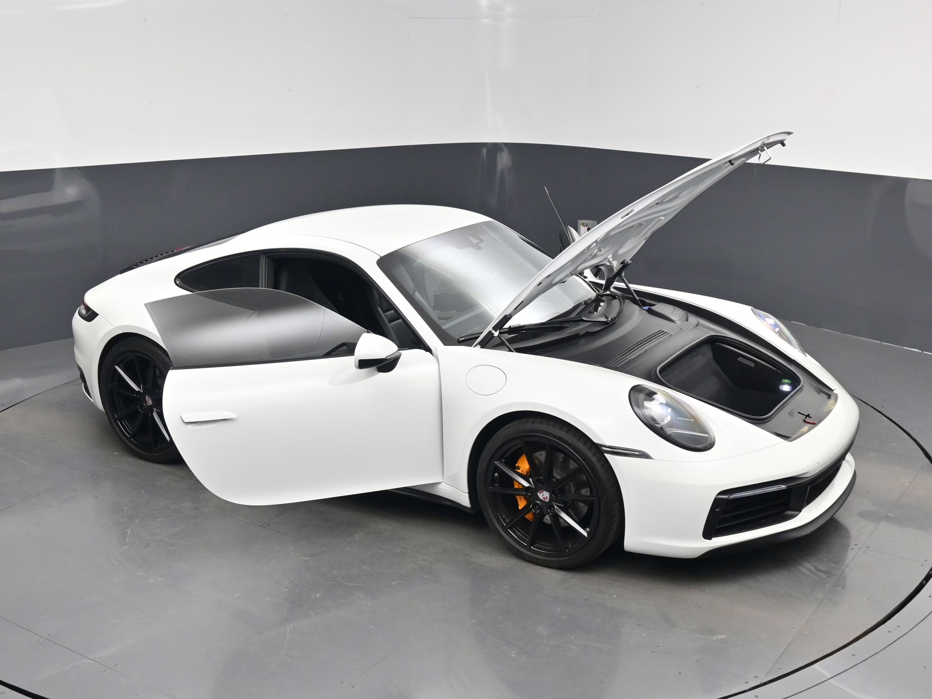 2020 White Porsche 911 Carrera 4S AWD Coupe