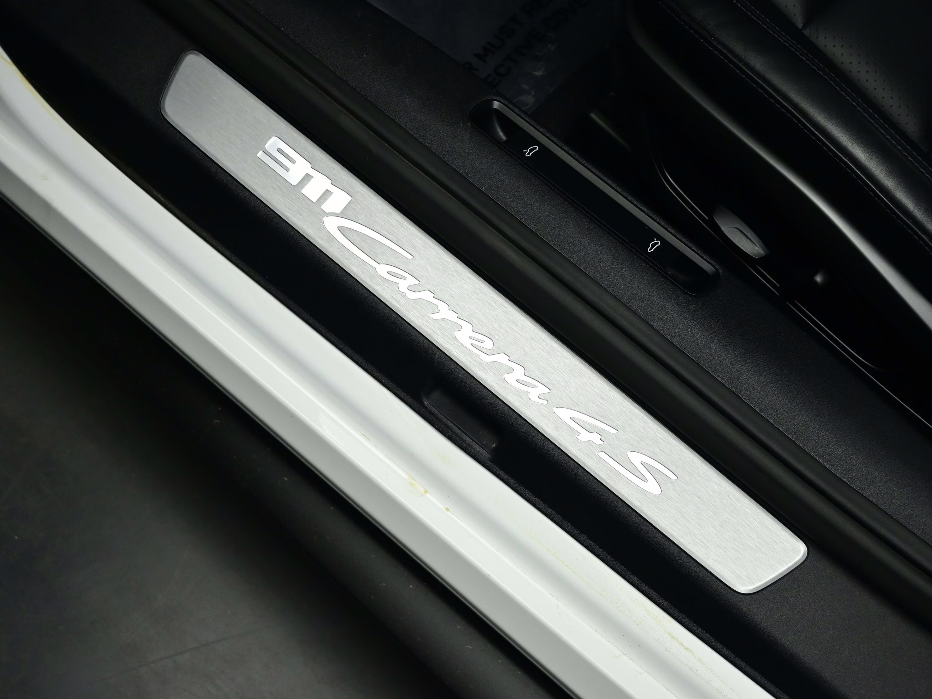 2020 White Porsche 911 Carrera 4S AWD Coupe