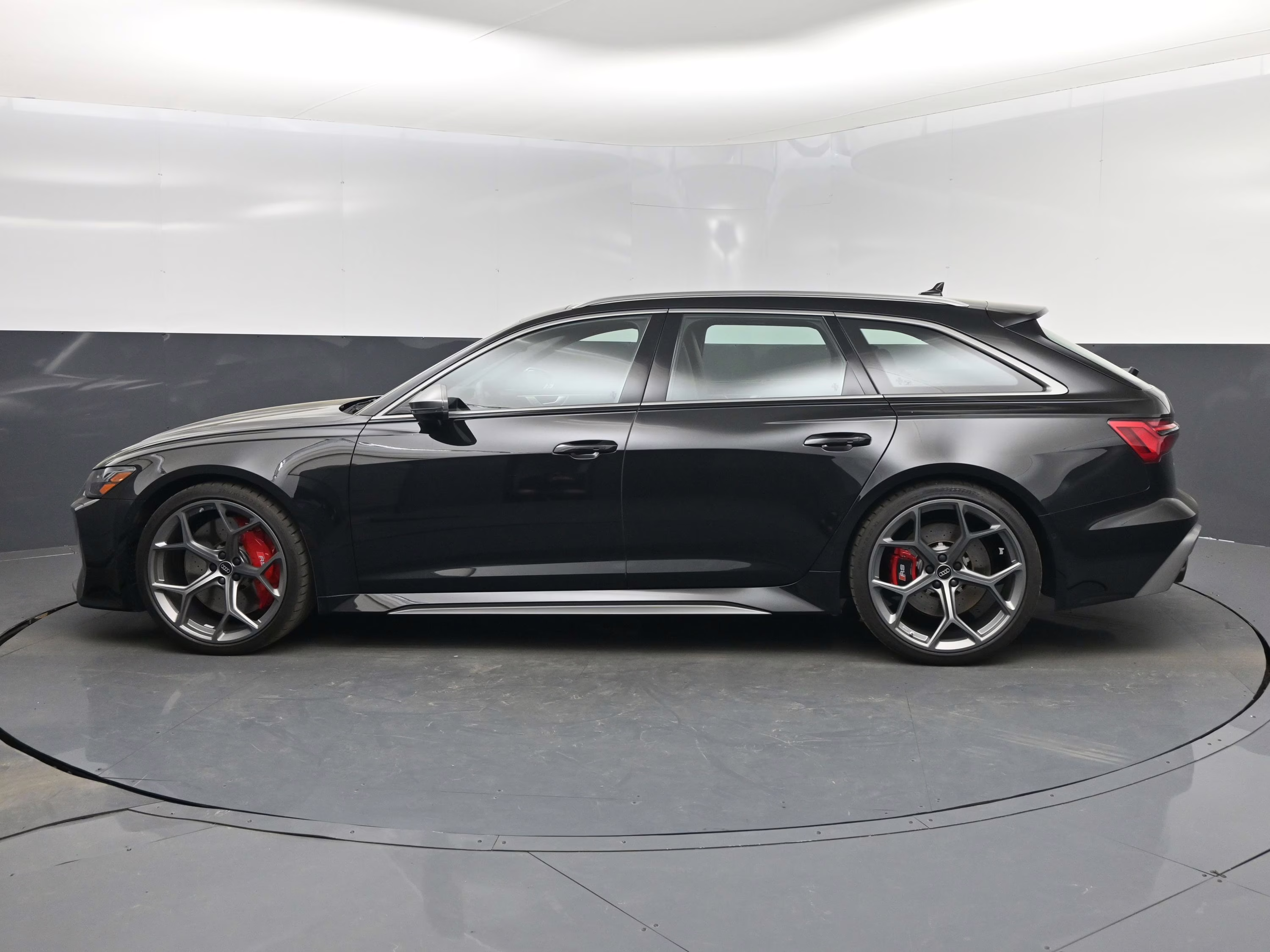 2026 Black Audi RS 6 Avant performance 4.0T AWD Crossover
