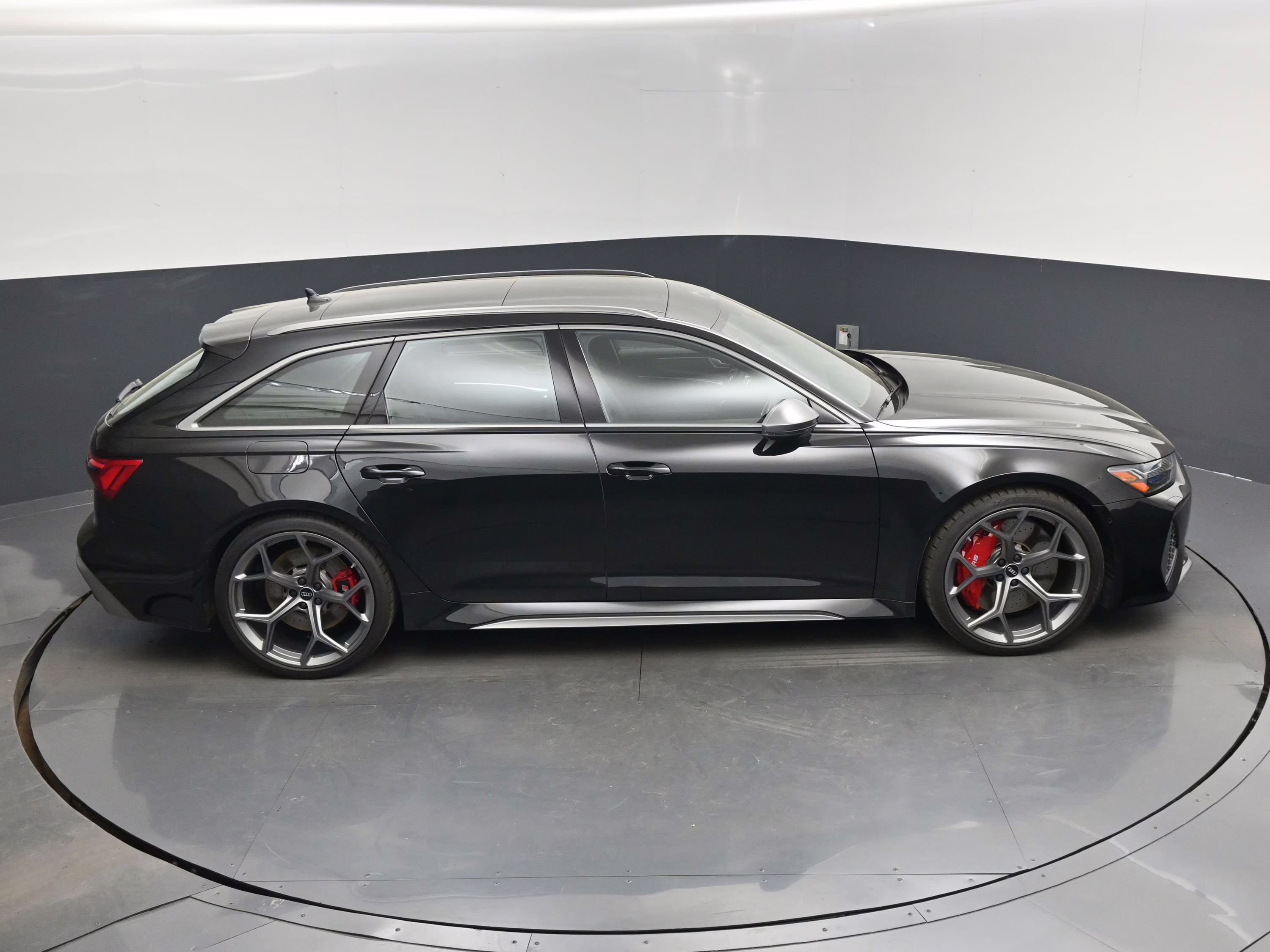 2026 Black Audi RS 6 Avant performance 4.0T AWD Crossover