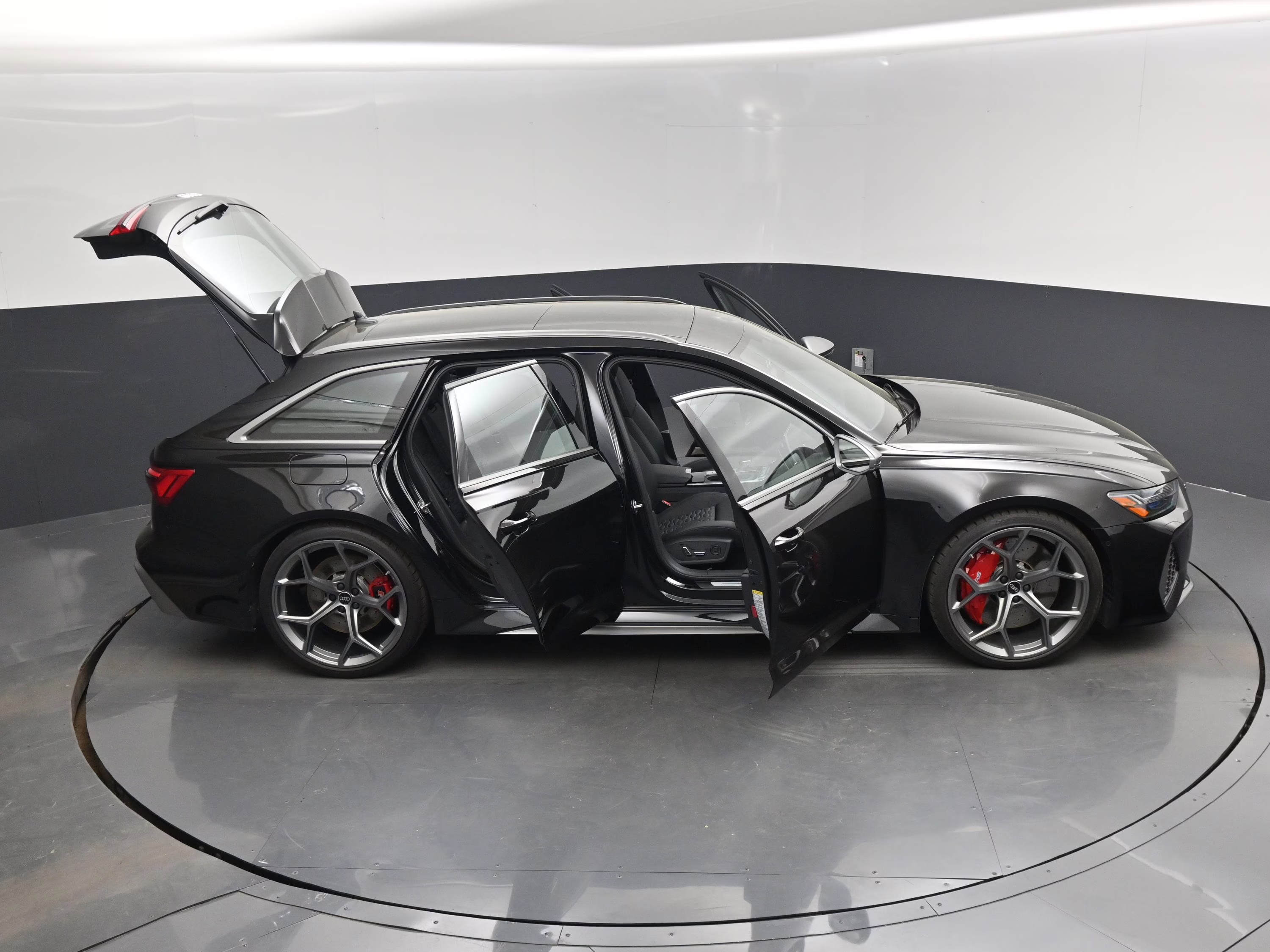 2026 Black Audi RS 6 Avant performance 4.0T AWD Crossover