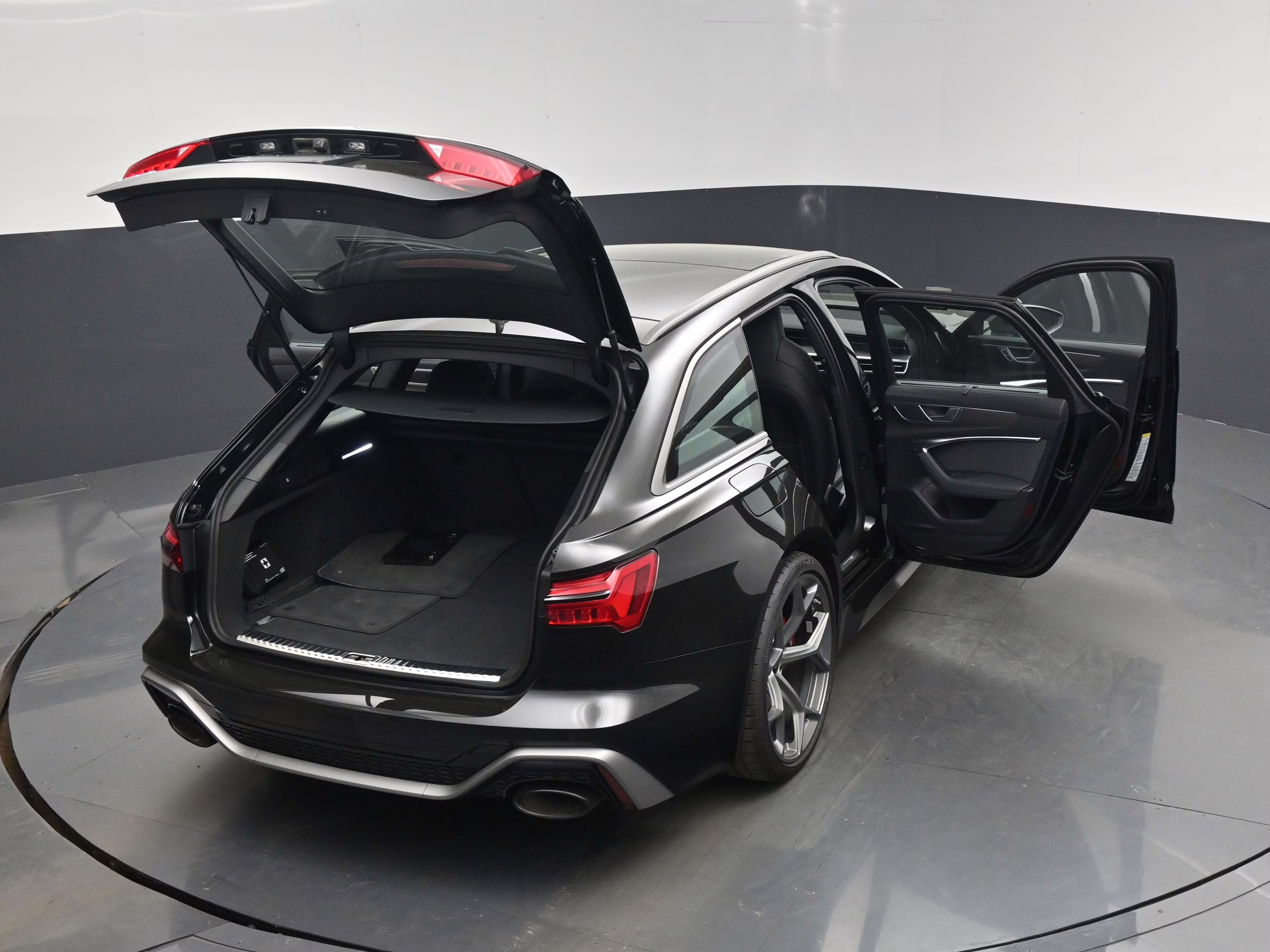 2026 Black Audi RS 6 Avant performance 4.0T AWD Crossover