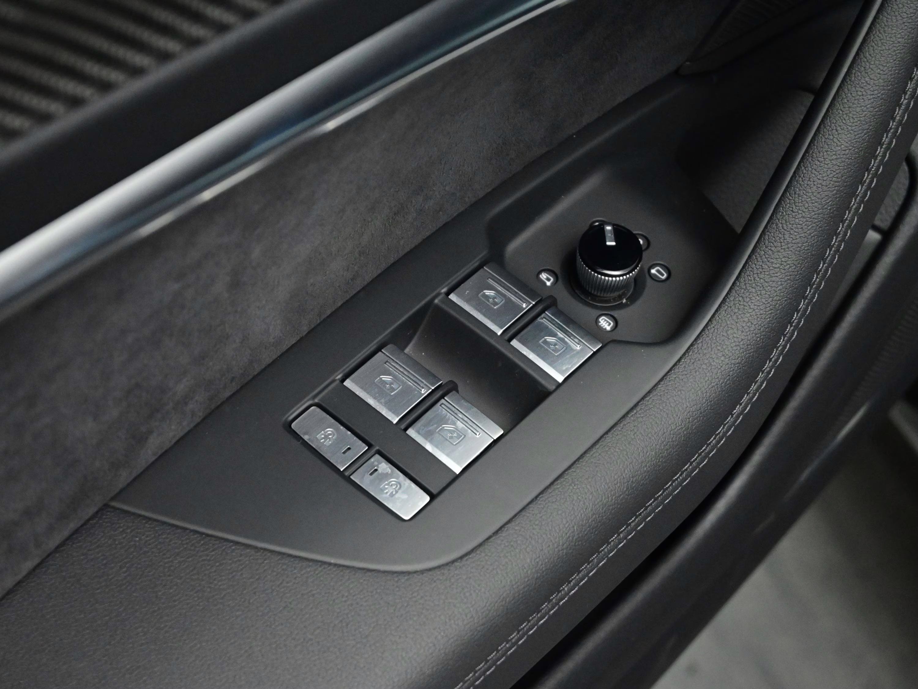 2026 Black Audi RS 6 Avant performance 4.0T AWD Crossover