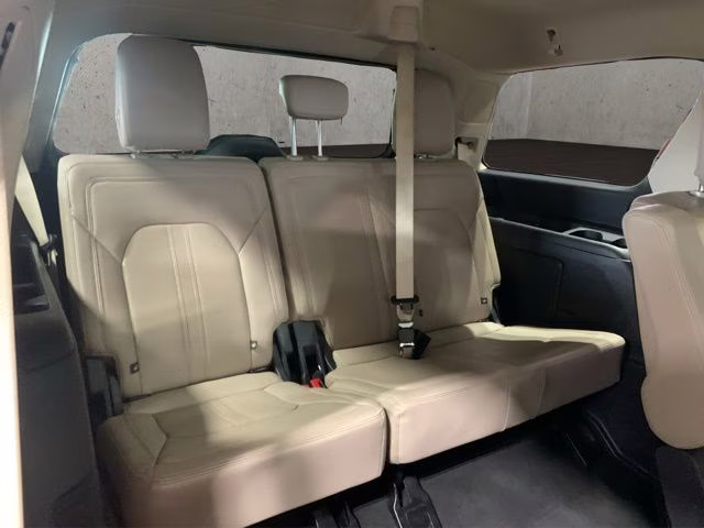 2024 Iconic Silver Metallic Ford Expedition Limited 4X4 SUV