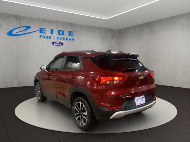 2025 Crimson Metallic Chevrolet Trailblazer LT AWD SUV