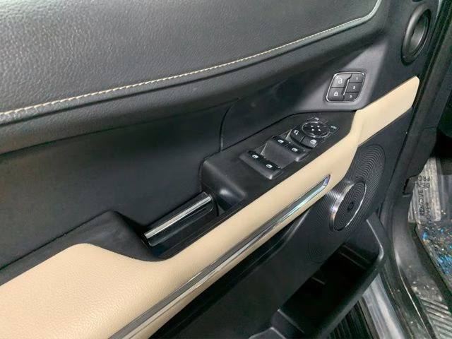 2024 Iconic Silver Metallic Ford Expedition Limited 4X4 SUV