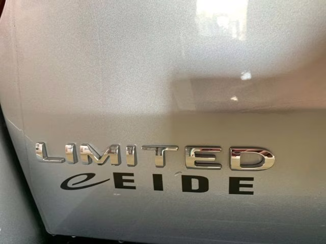 2024 Iconic Silver Metallic Ford Expedition Limited 4X4 SUV