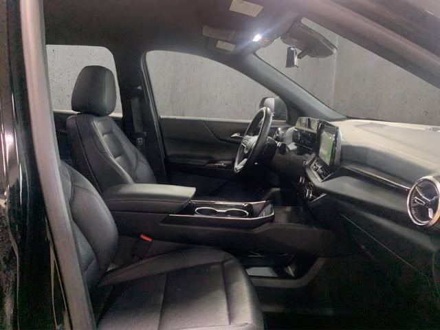 2025 Mosaic Black Metallic Chevrolet Equinox LT AWD SUV