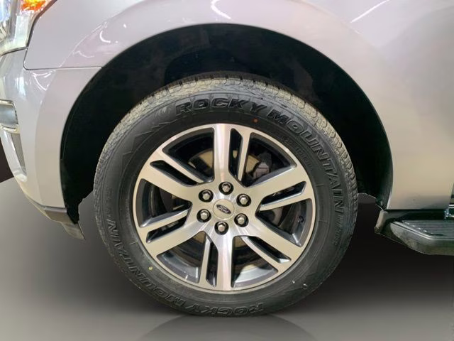 2024 Iconic Silver Metallic Ford Expedition Limited 4X4 SUV
