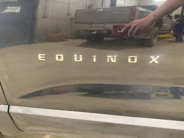 2025 Mosaic Black Metallic Chevrolet Equinox LT AWD SUV