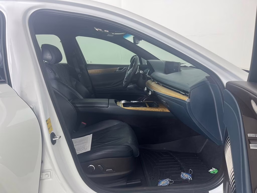 2021 Uyuni White Genesis G80 2.5T AWD Sedan