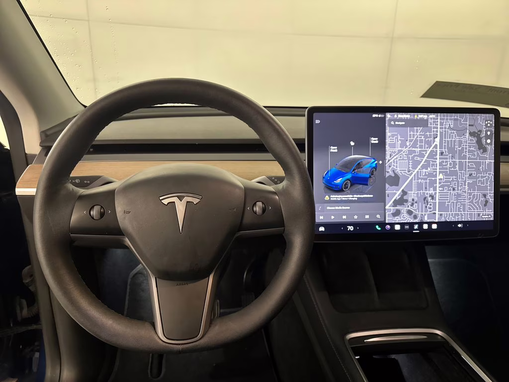 2022 Deep Blue Metallic Tesla Model Y Long Range AWD SUV