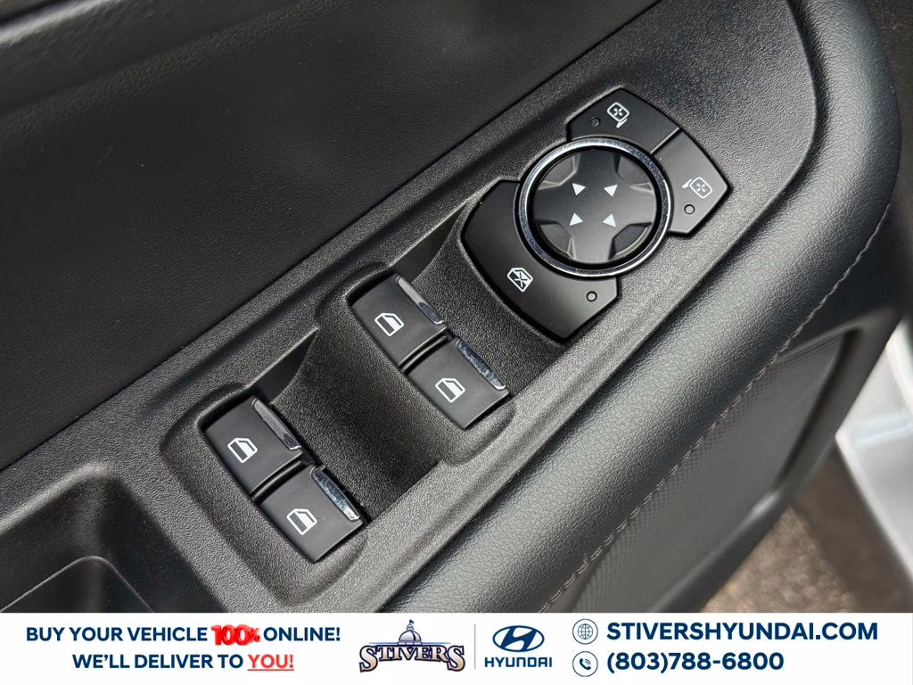 2024 Gray Metallic Ford Edge SE AWD SUV