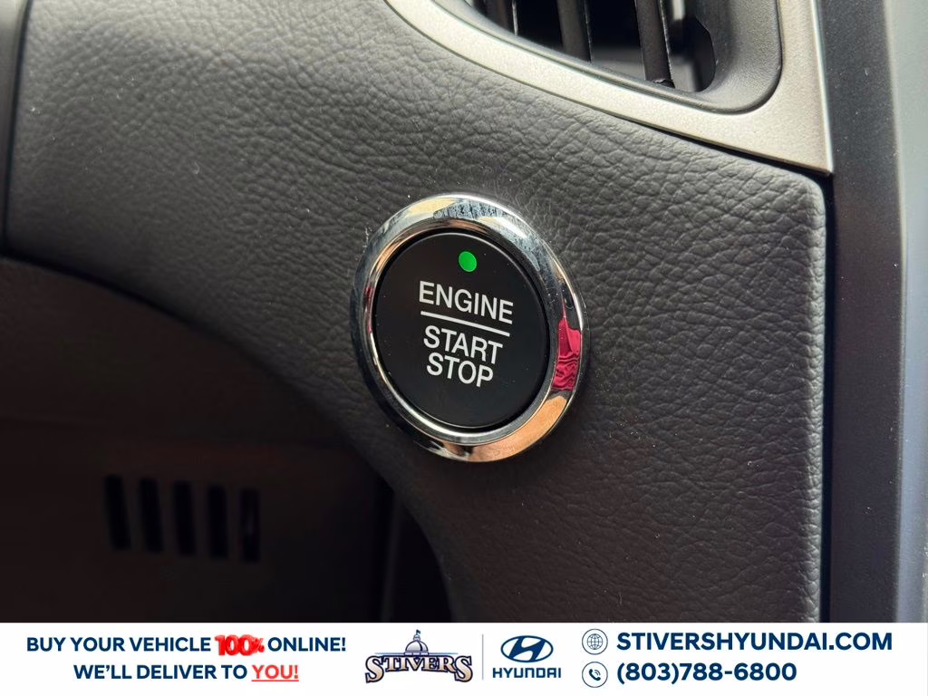 2024 Gray Metallic Ford Edge SE AWD SUV