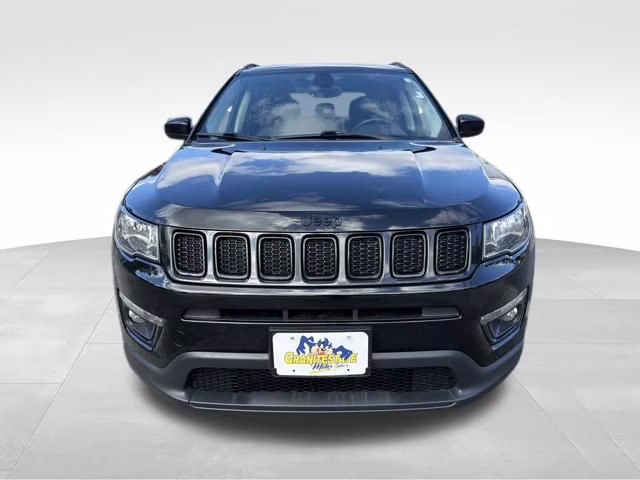 2018 Diamond Black Crystal Pearlcoat Jeep Compass Altitude 4X4 SUV