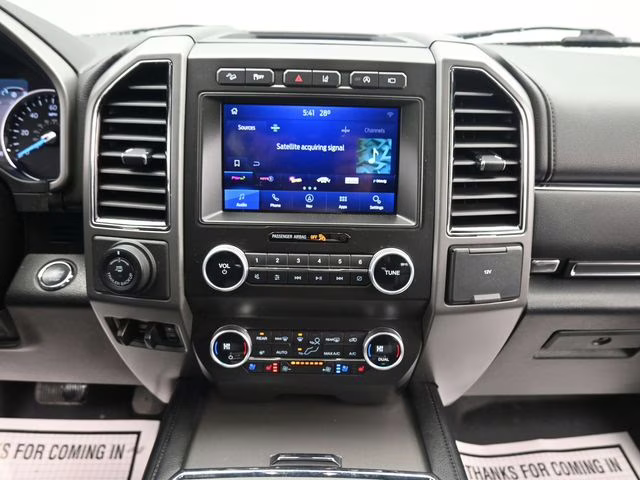 2021 Black Metallic Ford Expedition XLT 4X4 SUV