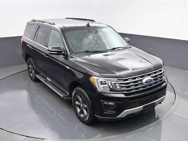 2021 Black Metallic Ford Expedition XLT 4X4 SUV