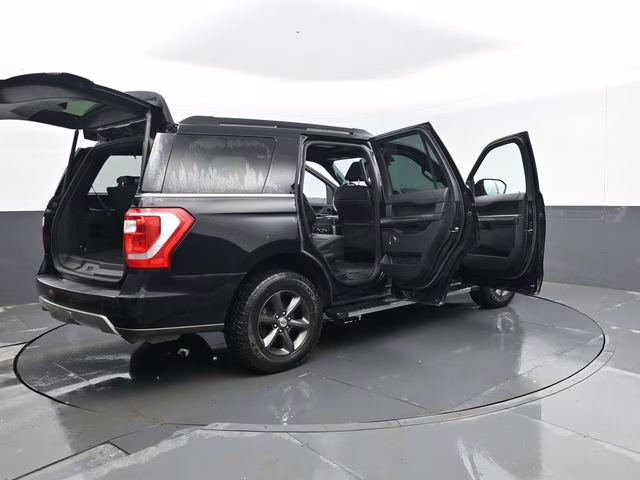 2021 Black Metallic Ford Expedition XLT 4X4 SUV