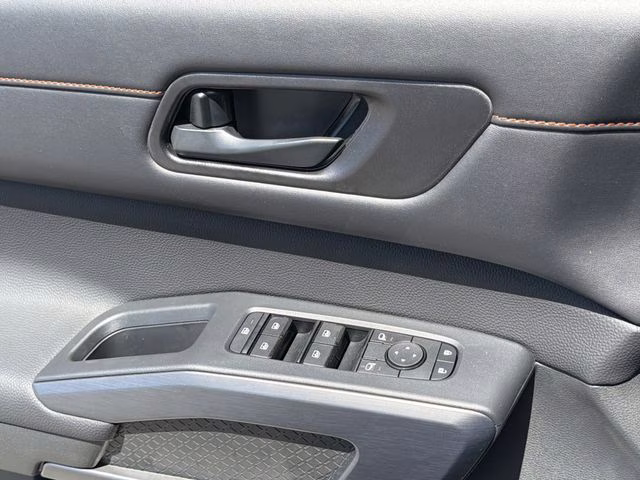 2026 Boulder Gray/Super Black Nissan Pathfinder Rock Creek 4X4 SUV