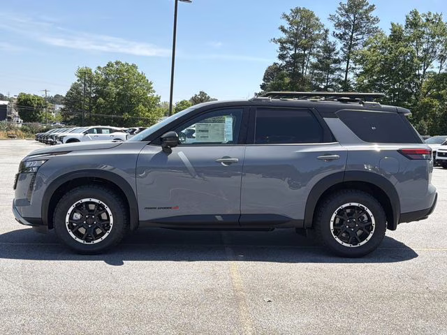 2026 Boulder Gray/Super Black Nissan Pathfinder Rock Creek 4X4 SUV