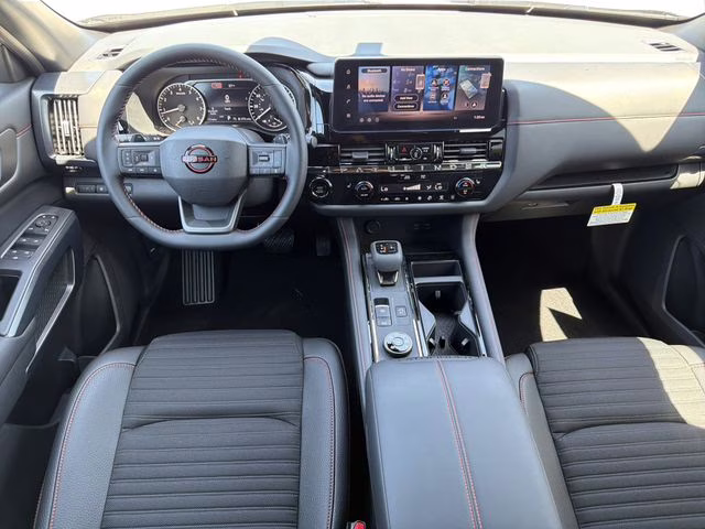 2026 Boulder Gray/Super Black Nissan Pathfinder Rock Creek 4X4 SUV