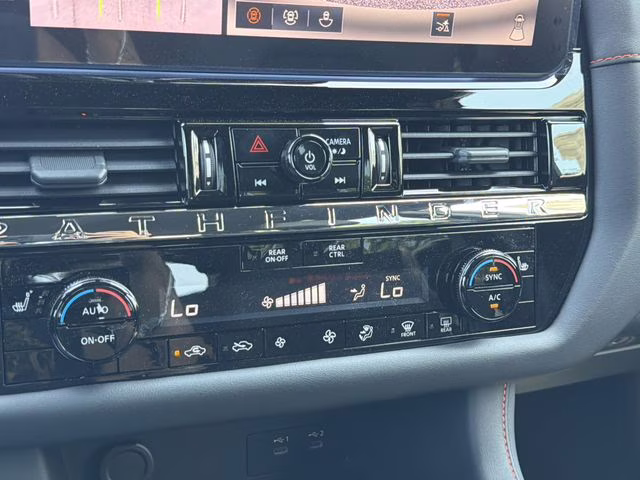 2026 Boulder Gray/Super Black Nissan Pathfinder Rock Creek 4X4 SUV