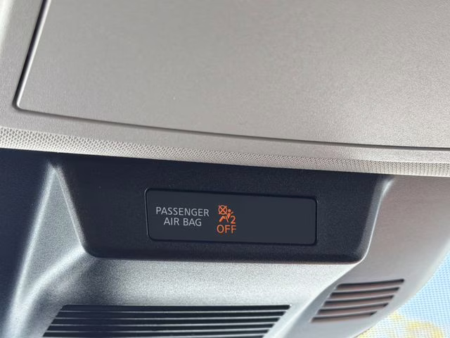 2026 Everest White Pearl Tricoat Nissan Rogue Platinum AWD SUV