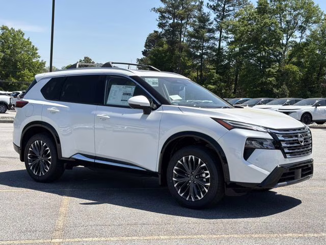 2026 Everest White Pearl Tricoat Nissan Rogue Platinum AWD SUV