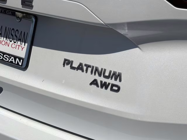 2026 Everest White Pearl Tricoat Nissan Rogue Platinum AWD SUV