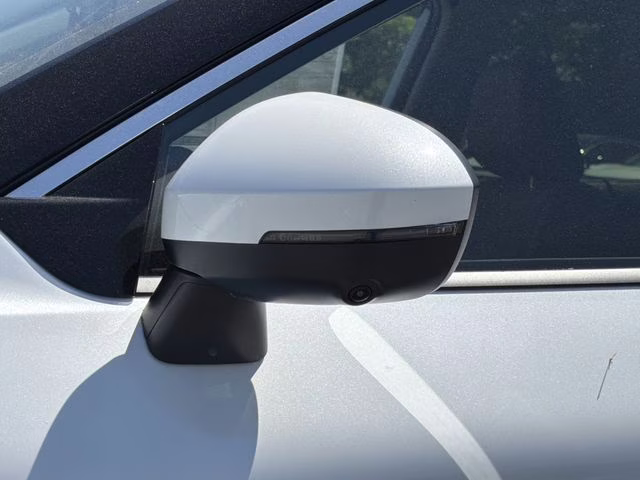 2026 Everest White Pearl Tricoat Nissan Rogue Platinum AWD SUV