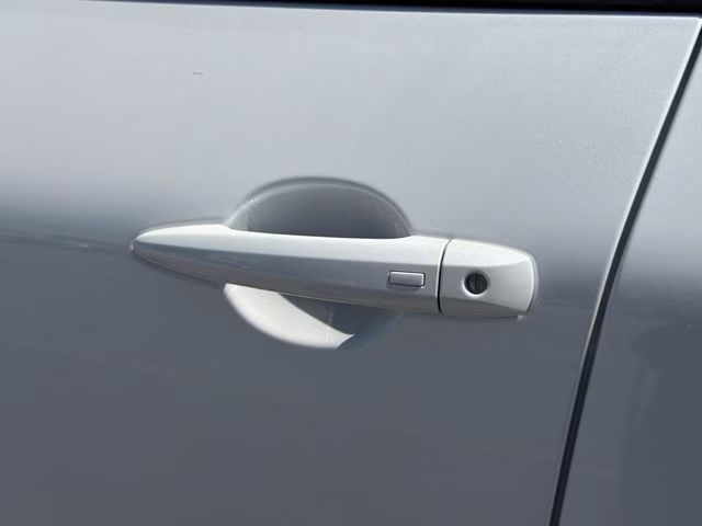 2026 Everest White Pearl Tricoat Nissan Rogue Platinum AWD SUV
