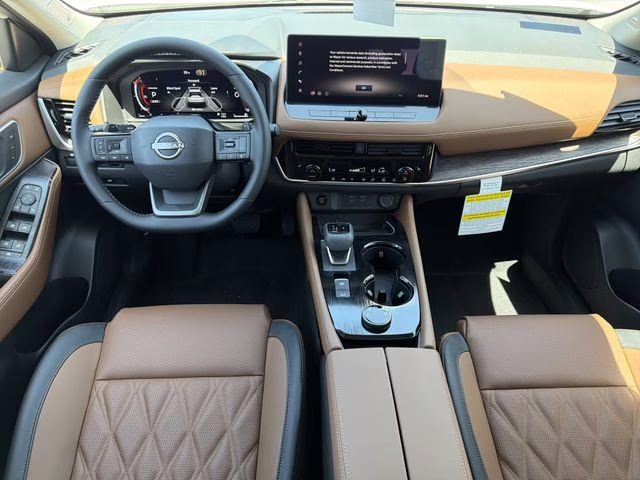 2026 Everest White Pearl Tricoat Nissan Rogue Platinum AWD SUV