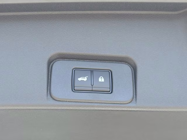 2026 Everest White Pearl Tricoat Nissan Rogue Platinum AWD SUV