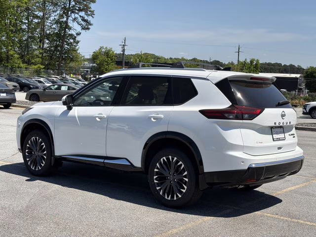 2026 Everest White Pearl Tricoat Nissan Rogue Platinum AWD SUV