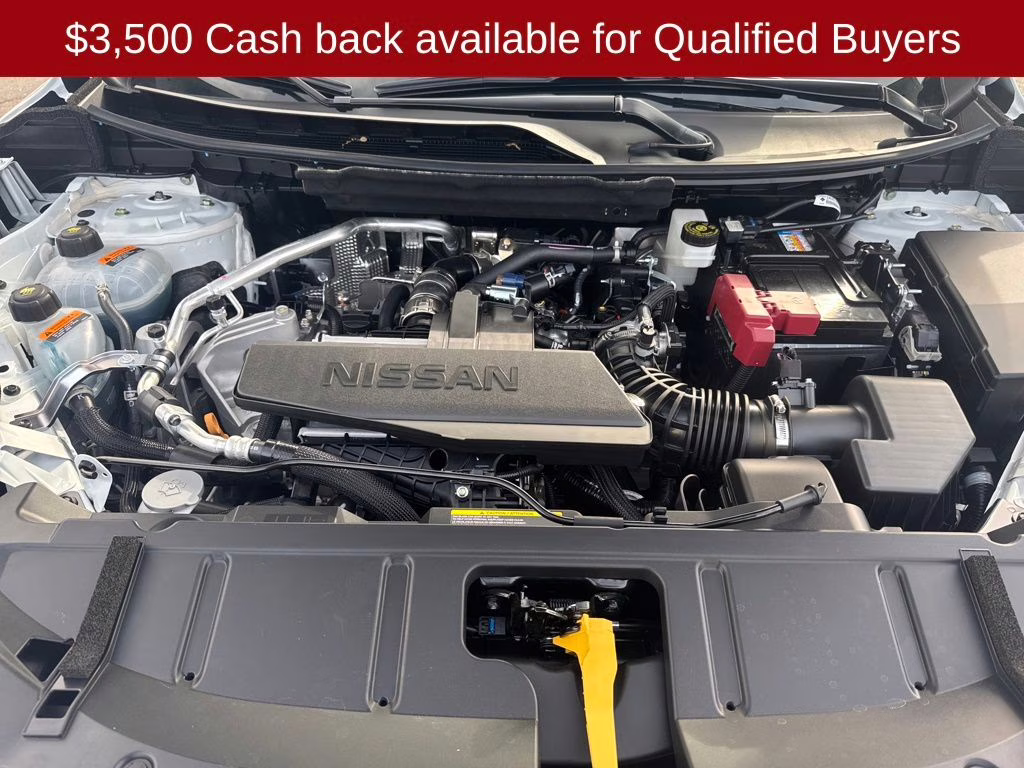 2026 Everest White Pearl/Super Black Nissan Rogue Platinum AWD SUV