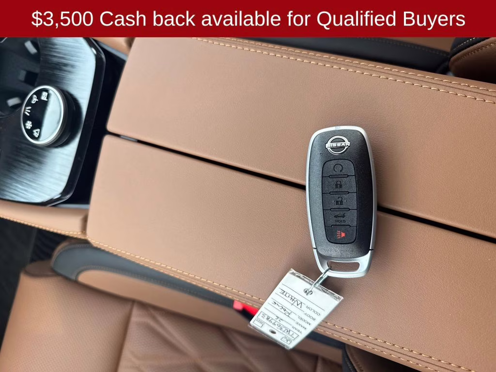 2026 Everest White Pearl/Super Black Nissan Rogue Platinum AWD SUV