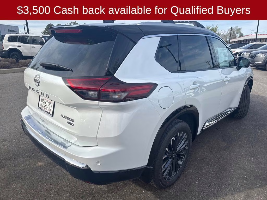 2026 Everest White Pearl/Super Black Nissan Rogue Platinum AWD SUV