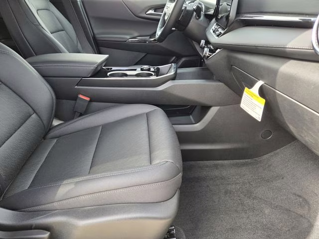 2026 Sterling Gray Metallic Chevrolet Equinox LT FWD SUV