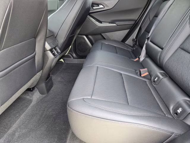 2026 Sterling Gray Metallic Chevrolet Equinox LT FWD SUV