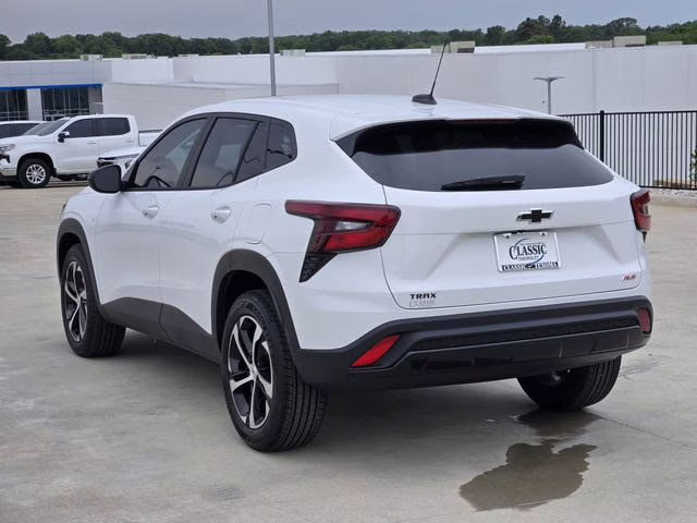 2026 Summit White Chevrolet Trax 1RS FWD SUV