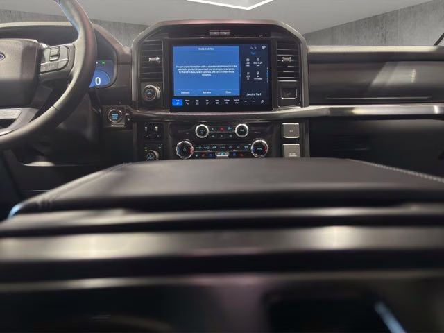 2026 Star White Metallic Tri-Coat Ford F-150 Lariat Black Appearance 4X4 Truck