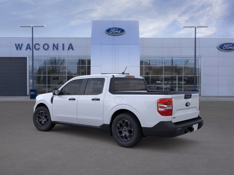 2026 Space White Metallic Ford Maverick XLT AWD Truck