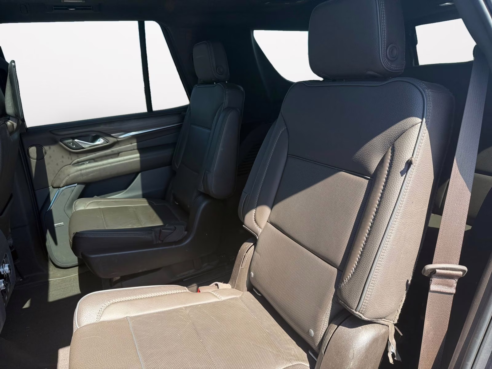 2021 Midnight Blue Metallic GMC Yukon Denali 4X4 SUV