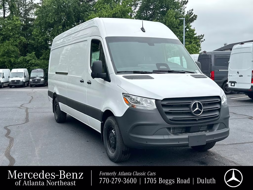 2026 Arctic Mercedes-Benz Sprinter 2500 Cargo 170 WB RWD Van