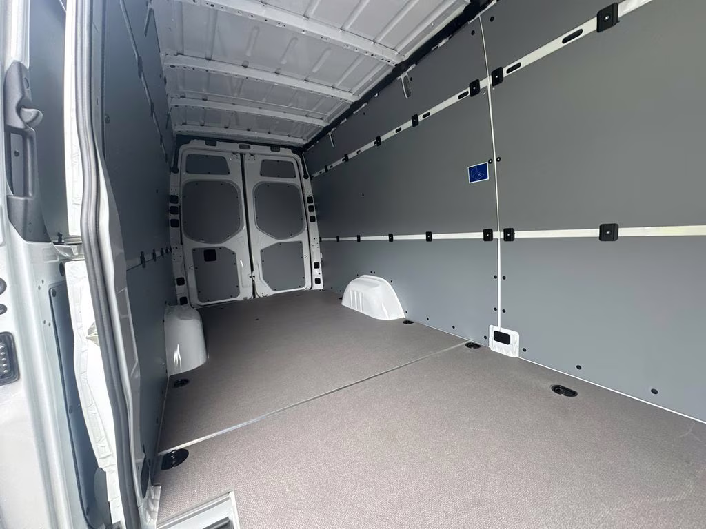 2026 Arctic Mercedes-Benz Sprinter 2500 Cargo 170 WB RWD Van