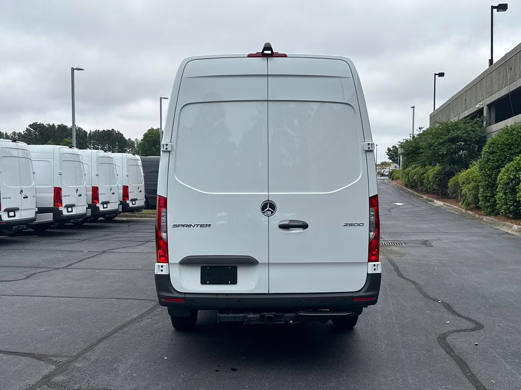 2026 Arctic Mercedes-Benz Sprinter 2500 Cargo 170 WB RWD Van