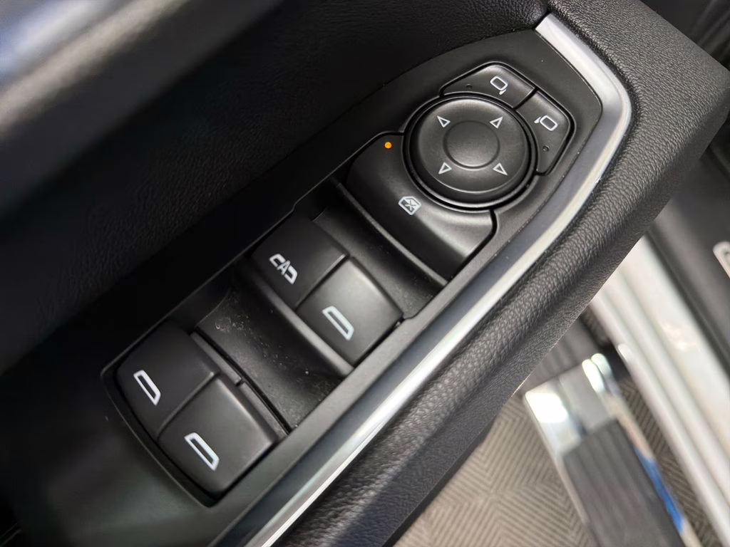 2025 Summit White Chevrolet Silverado 2500HD LT 4X4 Truck