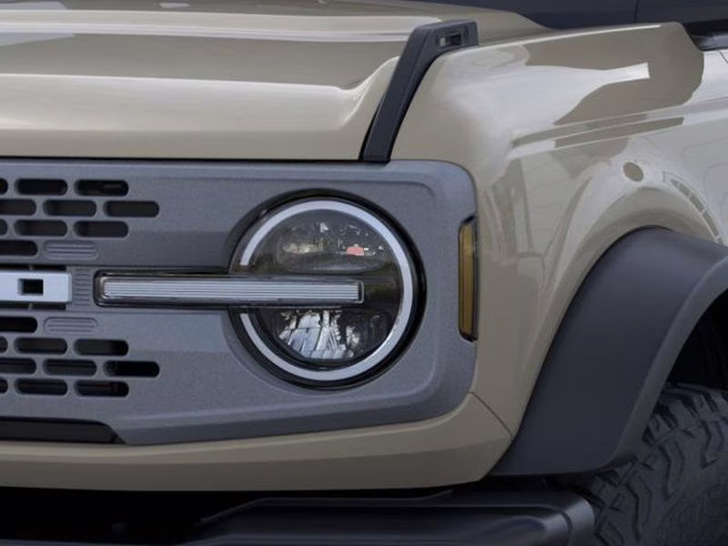2026 Desert Sand Ford Bronco Badlands 4X4 SUV