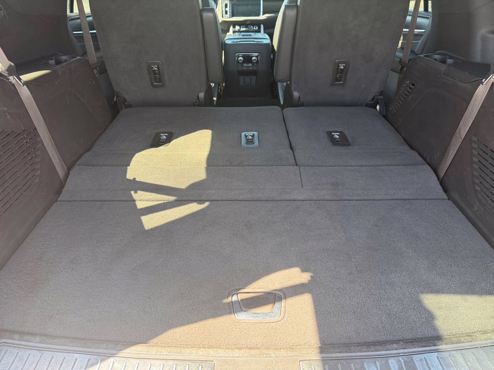 2021 Midnight Blue Metallic GMC Yukon Denali 4X4 SUV